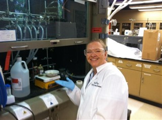  The author, C. Robin Hart, engaged in chemical research.